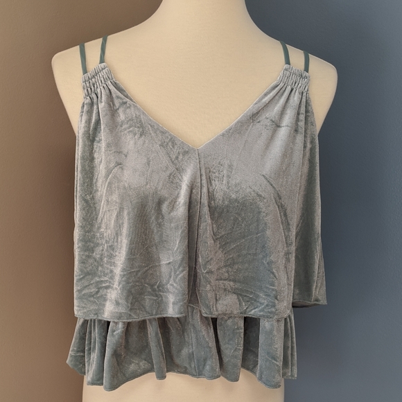 Xhilaration Velvet Top - Picture 1 of 5